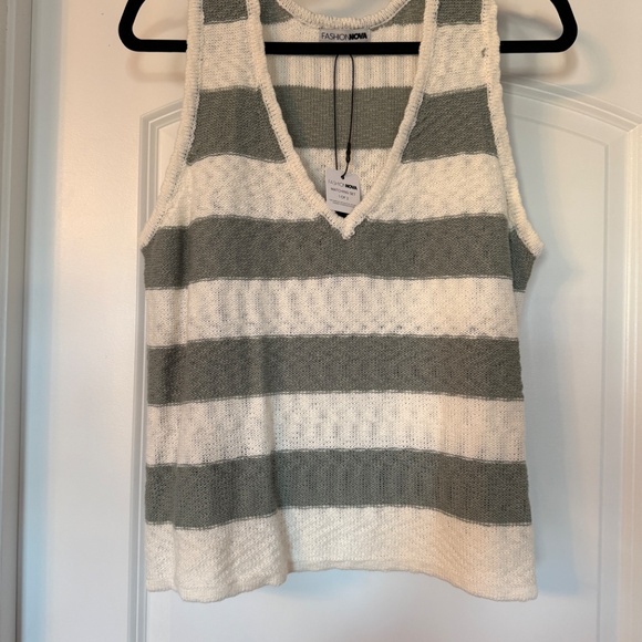 Crochet Short Set - Picture 3 of 6